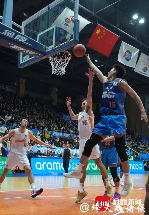 外援合璧难敌对手“三分雨” 四川男篮无缘新年开门红