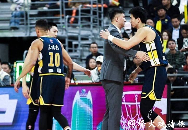 超级外援!奎因狂轰42+7+8创加盟新高 率广东大胜升联赛第二 超级外援!奎因狂轰42+7+8创加盟新高 率广东大胜升联赛第二