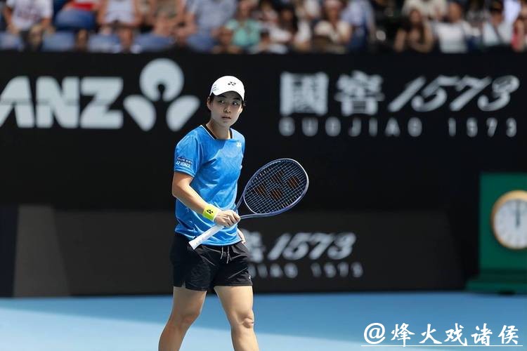 无缘首进澳网32强!白卓璇0-2遭萨巴伦卡横扫 世界第一开年7连胜 无缘首进澳网32强!白卓璇0-2遭萨巴伦卡横扫 世界第一开年7连胜